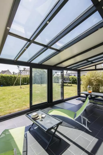 Quels sont les avantages à installer une véranda chez vous ?