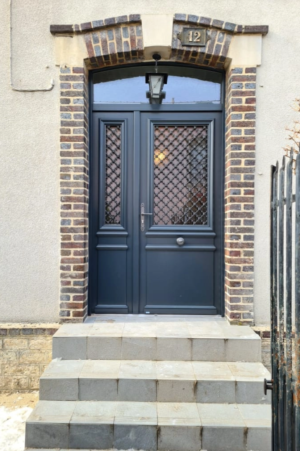 Une porte d’entrée intemporelle : Athéna by Bel’M