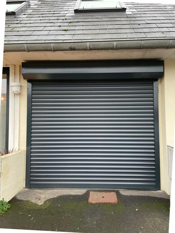 C’est quoi une porte de garage enroulable ?