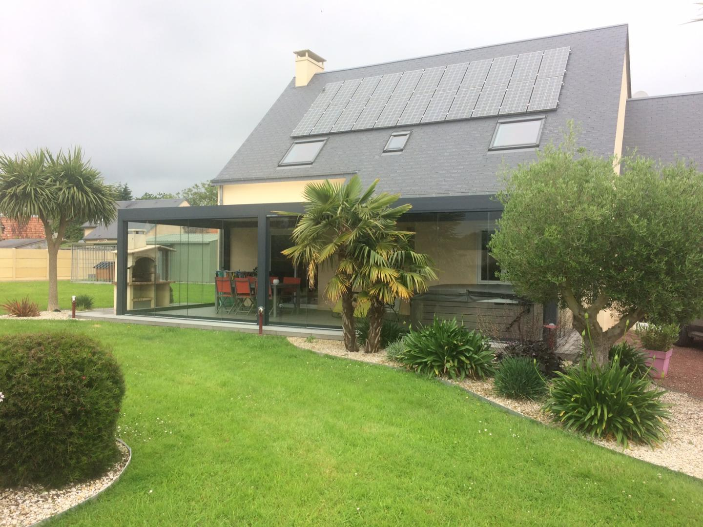 La pergola bioclimatique en Normandie