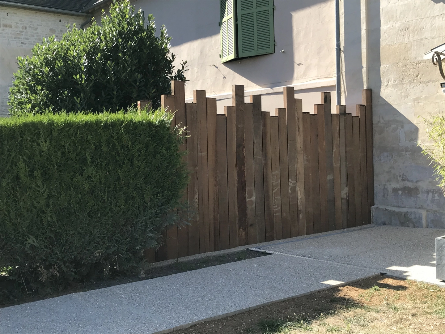 Quels matériaux pour votre clôture pleine ?