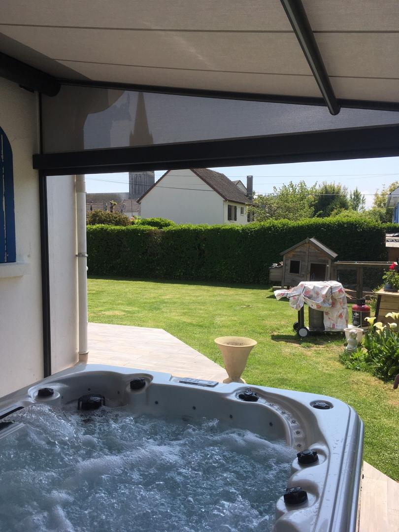 Un accompagnement de A à Z pour votre projet de pool house en Normandie