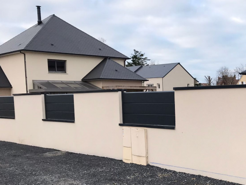 Clôture pleine - Un service clé en main pour vos clôtures pleines en Normandie