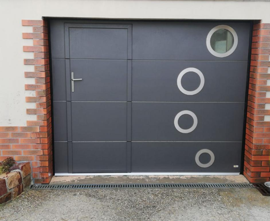 Porte de garage sectionnelle en Normandie