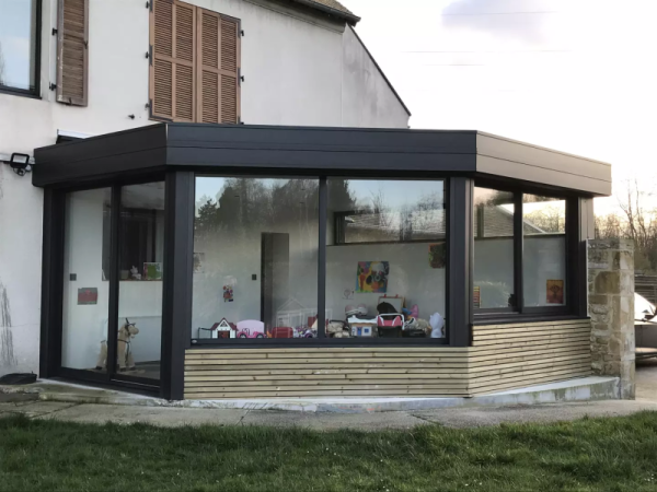 Extension toit plat hybride bois et aluminium à Caen