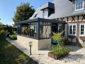 Agrandissement de maison avec une véranda Logikinov by Soko