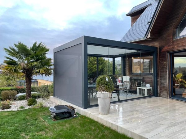 Installation d’une pergola B200 XL de Brustor près de Vire - Calvados