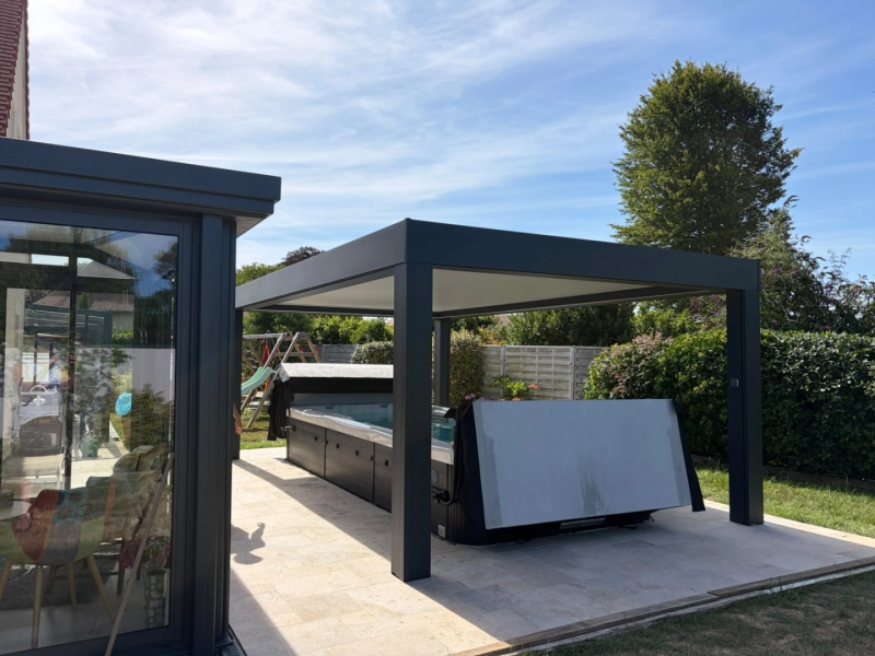 Installation d'une pergola Kostum pour spa à Saint-Manvieu-Norrey