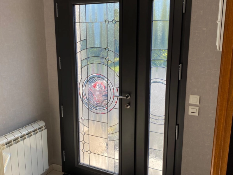 Pose d’une porte d’entrée Bel’m dans la manche - Saint-Lo - Manche