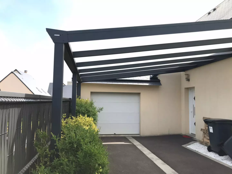 Réalisation d'un carport pour une maison sur Granville